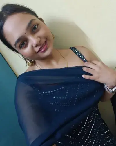 Call Girl Service in Chakia